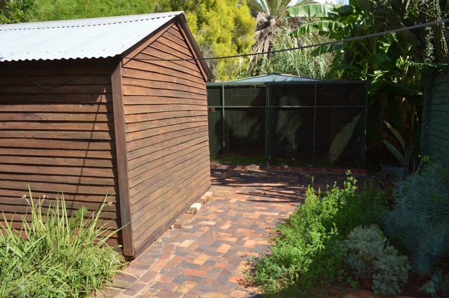 4 Bedroom Property for Sale in Wilkoppies North West